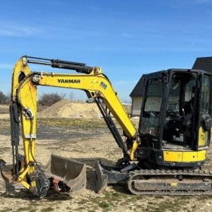 foto 3.8t minibagr Yanmar ViO38 rypadlo 3lopaty